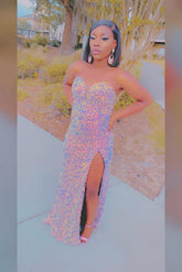 Elegant Sweetheart Sequined Long Prom Dress with Slit